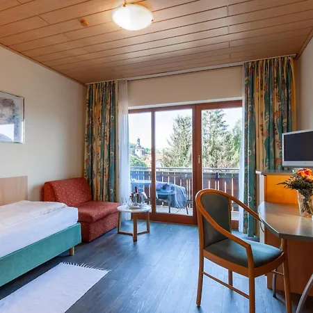 Gæstehus Landgasthof 'zur Quelle' 3*