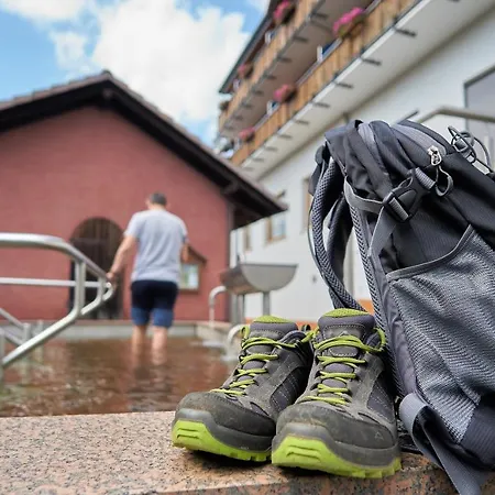 Gæstehus Landgasthof 'zur Quelle' 3*