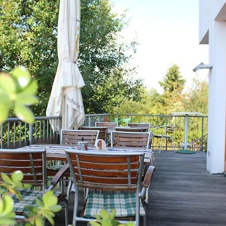 Landgasthof 'zur Quelle' بيت ضيافة
