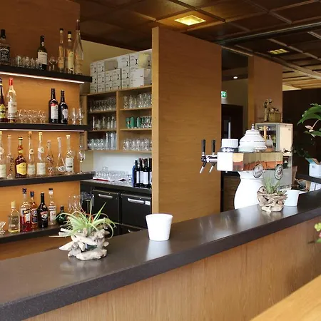 Landgasthof 'zur Quelle' بيت ضيافة فيشتيرسباخ